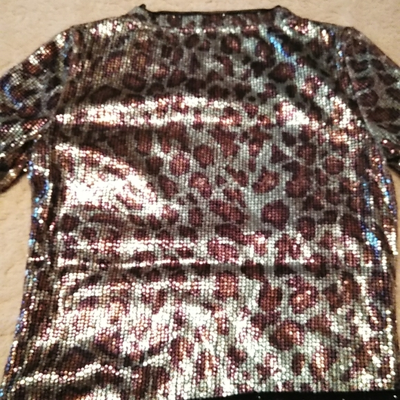 Oleg Cassini Mini Sequin Top - Picture 11 of 11